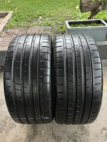 ยาง KUMHO 245 35 20 ปี22 คู่ 2000 บาท ไม่ปะ สภาพดี