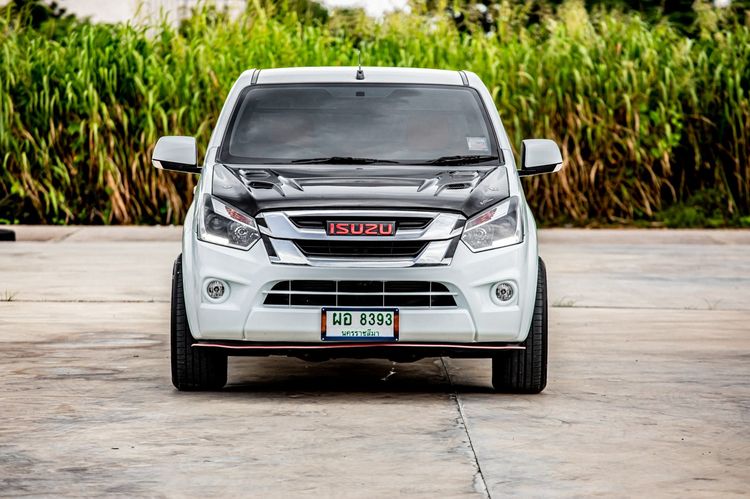 Isuzu D-MAX 2016 1.9 S Utility-car ดีเซล ไม่ติดแก๊ส เกียร์ธรรมดา ขาว รูปที่ 2