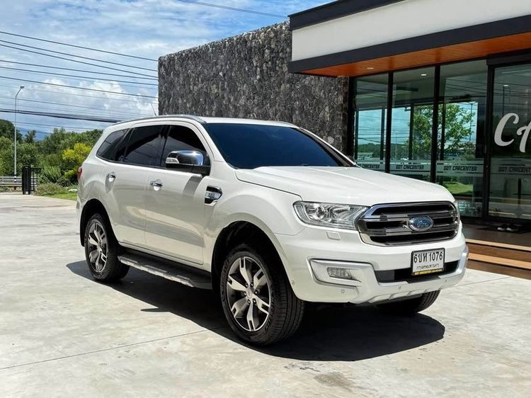 Ford Everest 2017 2.2 Titanium+ Utility-car ดีเซล ไม่ติดแก๊ส เกียร์อัตโนมัติ ขาว