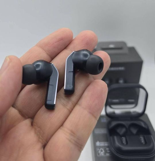 Galaxy Buds 4 Pro ครบกล่องประกันเหลือ July 27 รูปที่ 6