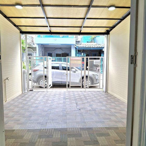 มีบางส่วน 2026 ใช่ ขายบ้านมหาชัยเมืองใหม่ 25.6ตรว.2ชั้น2นอน2น้ำ 099-2514656 รูปที่ 2