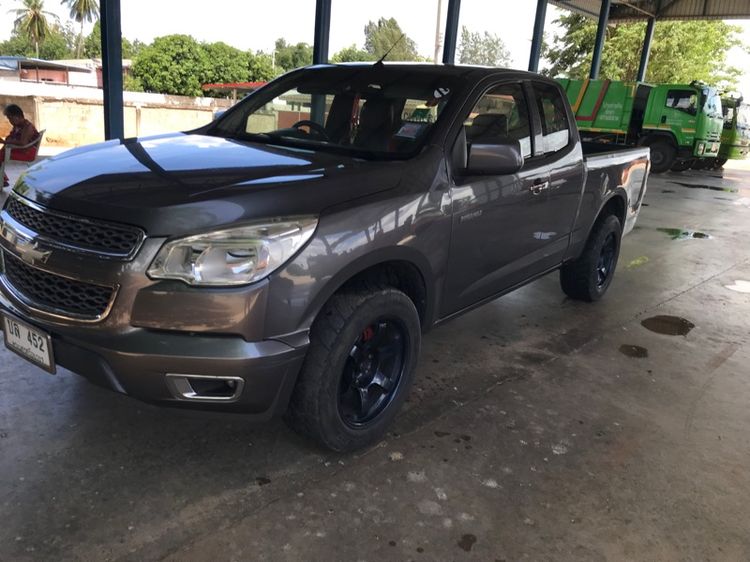 รถ Chevrolet Colorado 2.5 LT สี เทา
