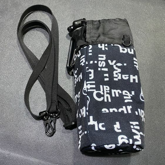 CHUMS กระเป๋าใส่ขวดน้ํา ขนาด 500 มล. สายสะพายถอดได้ แบรนด์แท้ รูปที่ 10