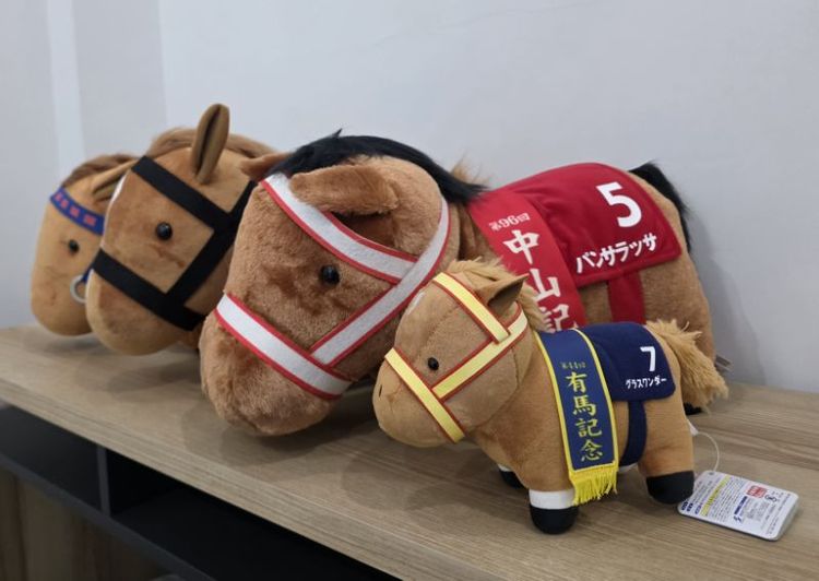 ตุ๊กตาม้าแข่งญี่ปุ่น รูปที่ 2