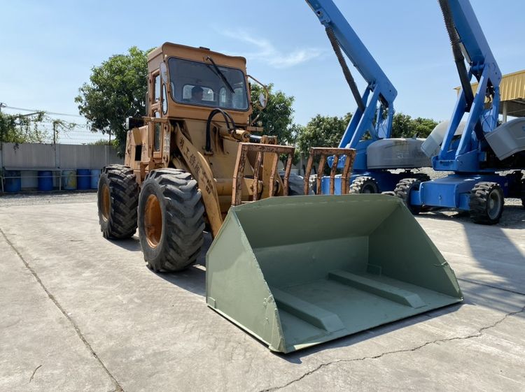รถตักล้อยาง KOMATSU  รุ่น 510 กรองคู่ บุ้งกี๋ 1คิว รถเก่านอกนำเข้า รูปที่ 5