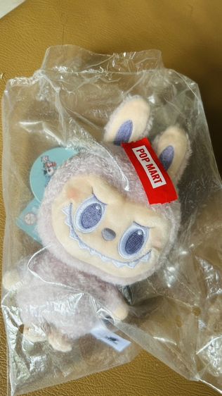 ขายพวงกุญแจ Labubu The Monsters คอลเลกชันคลาสสิก สีม่วงอ่อน ของแท้ แกะเช็คสภาพสวยมาก รูปที่ 2
