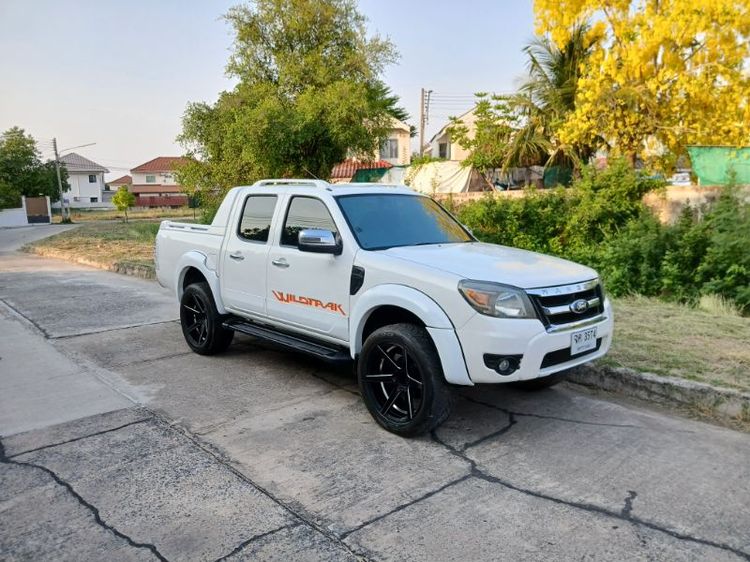 รถ Ford Ranger 2.5 Hi-Rider Wildtrak LTD สี ขาว