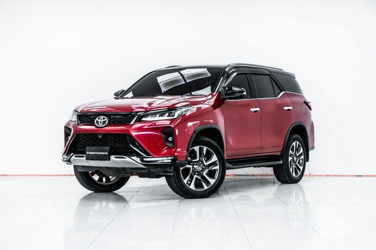 Toyota Fortuner 2020 2.4 Legender Black Top Utility-car ดีเซล ไม่ติดแก๊ส เกียร์อัตโนมัติ แดง