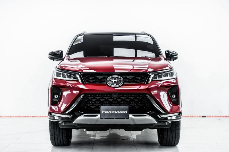 Toyota Fortuner 2020 2.4 Legender Black Top Utility-car ดีเซล ไม่ติดแก๊ส เกียร์อัตโนมัติ แดง รูปที่ 4