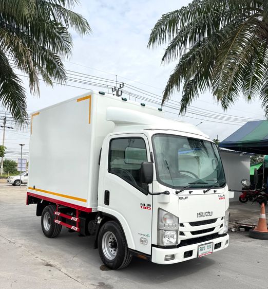 รถ ISUZU NLR 130 แรง ปี 2564  รถห้างแท้  (4 ล้อไม่ติดเวลา) มือเดียว สวยมาก รูปที่ 2