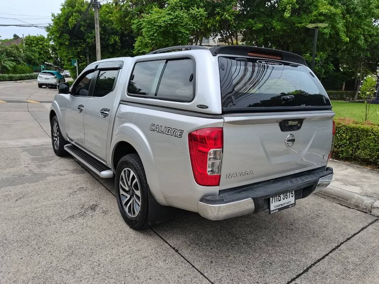 Nissan BIG-M FRONTIER NAVARA 2018 2.5 Calibre SE Pickup ดีเซล เกียร์อัตโนมัติ บรอนซ์เงิน รูปที่ 3