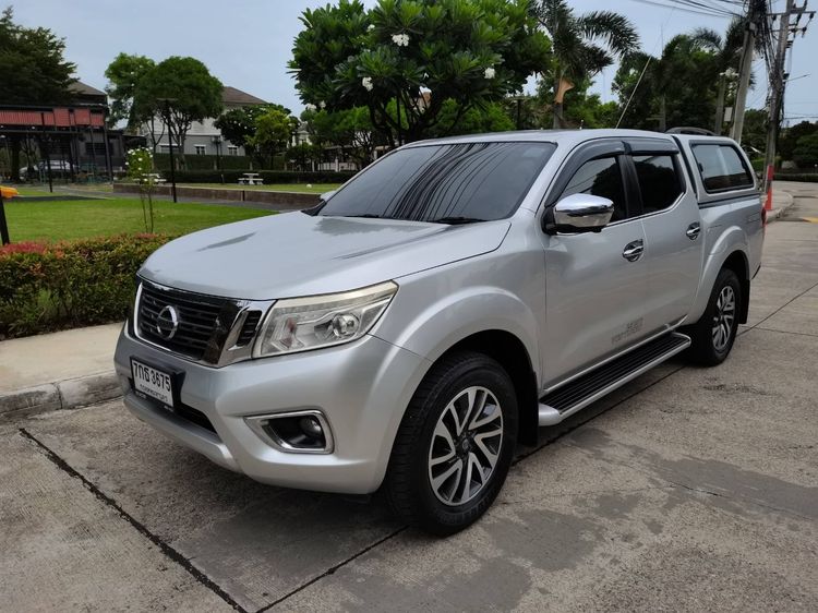 Nissan BIG-M FRONTIER NAVARA 2018 2.5 Calibre SE Pickup ดีเซล เกียร์อัตโนมัติ บรอนซ์เงิน รูปที่ 4