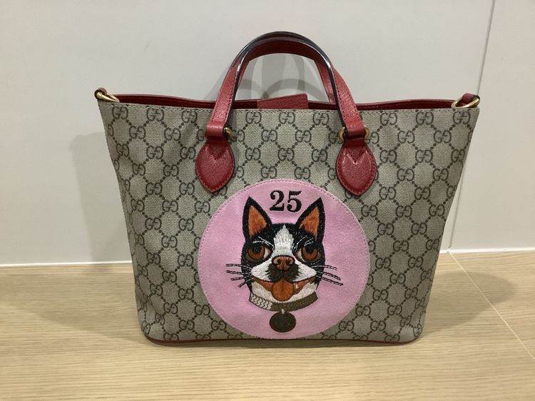 กระเป๋า GUCCi สีแดง