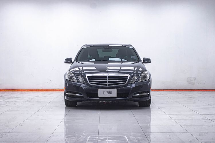 Mercedes-Benz E-Class 2011 E250 CGI Sedan เบนซิน ไม่ติดแก๊ส เกียร์อัตโนมัติ เทา รูปที่ 4