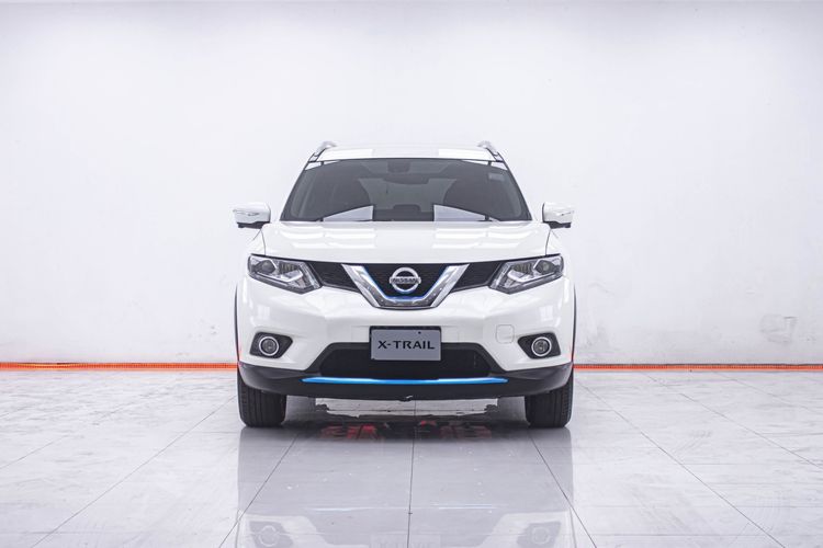 Nissan X-Trail 2017 2.0 V Hybrid 4WD Utility-car ไฮบริด ไม่ติดแก๊ส เกียร์อัตโนมัติ ขาว รูปที่ 4