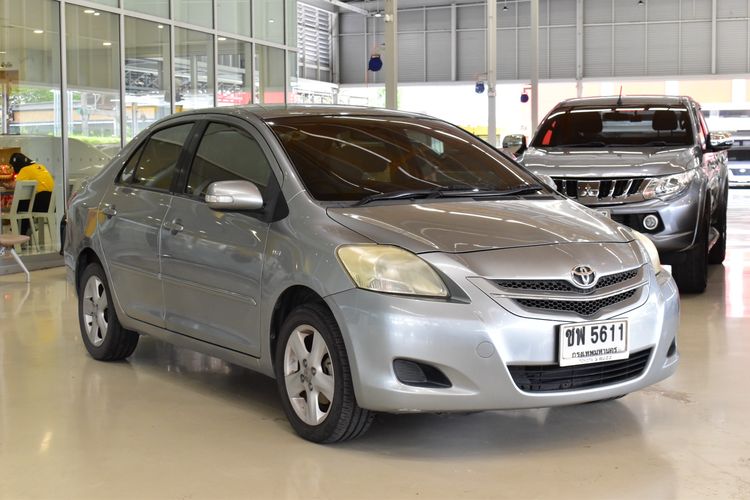 รถ Toyota Vios 1.5 E สี เทา