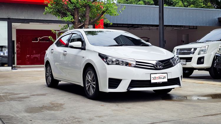 Toyota Altis 2014 1.6 G Sedan เบนซิน ไม่ติดแก๊ส เกียร์อัตโนมัติ ขาว รูปที่ 3