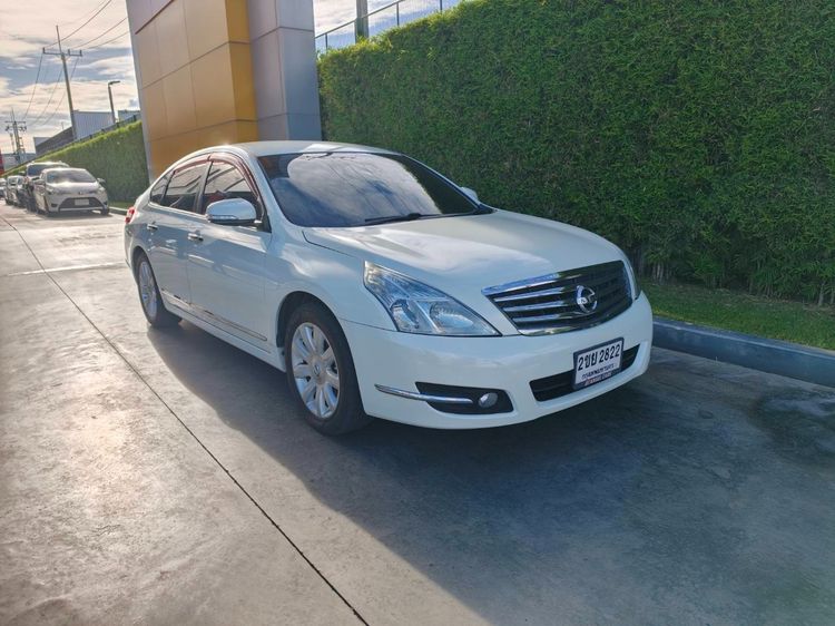 รถ Nissan Teana 2.0 XL สี ขาว