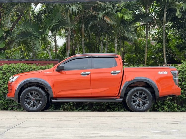 Isuzu D-MAX 2022 3.0 V-Cross Z Prestige 4WD Pickup เบนซิน ไม่ติดแก๊ส เกียร์ธรรมดา ส้ม รูปที่ 3