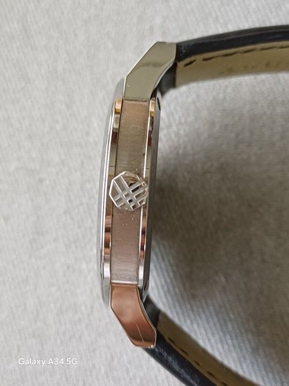 ด่วน นาฬิกาผู้ชาย ยี่ห้อ BURBERRY รุ่น THE CITY CHECK สายหนัง สภาพ 90% ต่อรองได้ ของแท้ รูปที่ 3