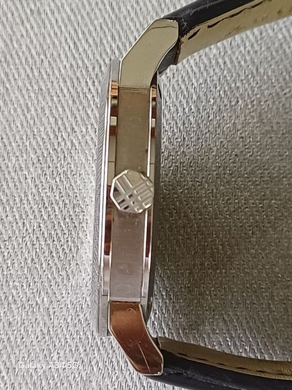 ด่วน นาฬิกาผู้ชาย ยี่ห้อ BURBERRY รุ่น THE CITY CHECK สายหนัง สภาพ 90% ต่อรองได้ ของแท้ รูปที่ 4