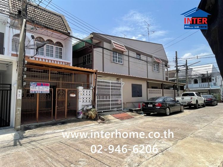 ทาวน์เฮ้าส์ 2 ชั้น 18 ตร.ว. หมู่บ้านเสนาวิลล่า84 ใกล้เดอะมอลล์ บางกะปิ ถนนแฮปปี้แลนด์ ถนนลาดพร้าว ถนนนวมินทร์ เขตบางกะปิ กรุงเทพมหานคร
