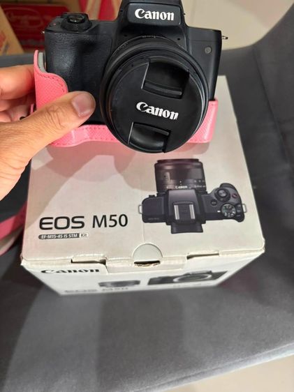 Canon EOS M50