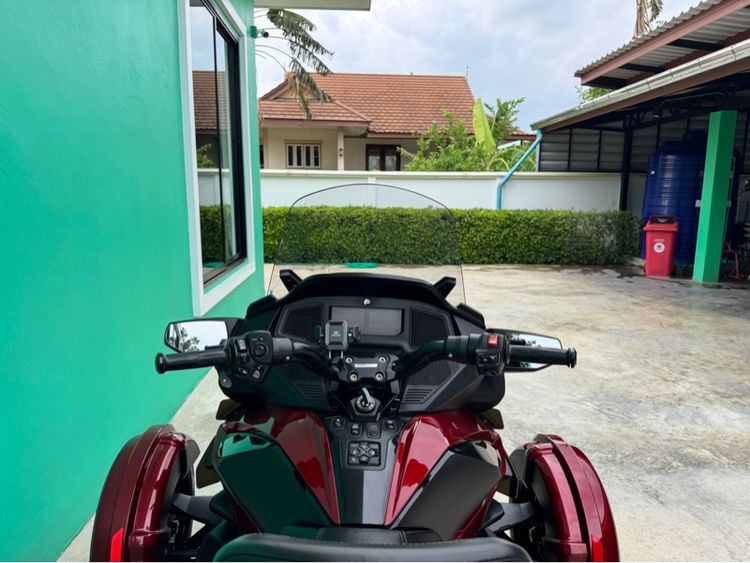 Can am Spyder RT Limited ปี20  รูปที่ 11