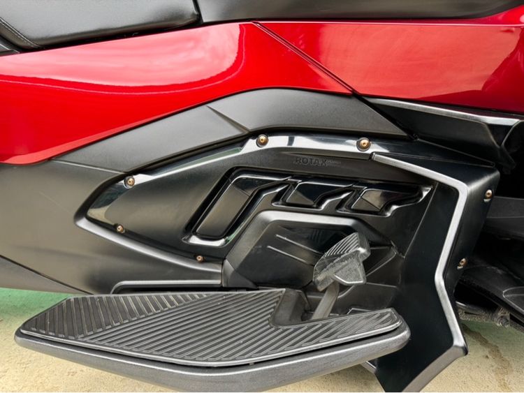 Can am Spyder RT Limited ปี20  รูปที่ 7