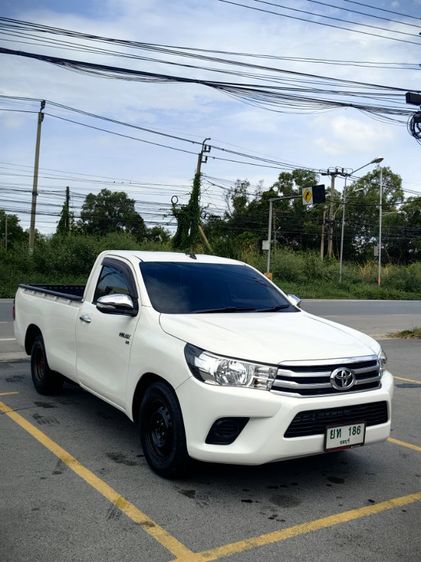 Toyota Hilux Revo 2017 2.8 J Plus Pickup ดีเซล ไม่ติดแก๊ส เกียร์ธรรมดา ขาว รูปที่ 2