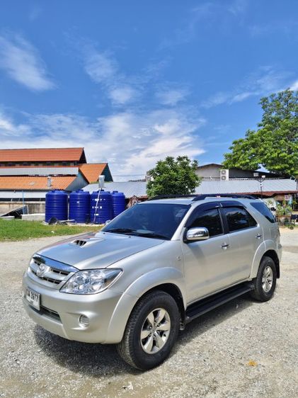 Toyota Fortuner 2005 3.0 Exclusive V 4WD Utility-car ดีเซล ไม่ติดแก๊ส เกียร์อัตโนมัติ บรอนซ์เงิน รูปที่ 3