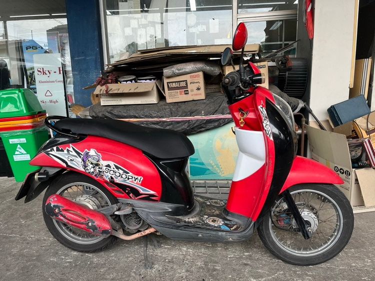Honda 2011 ขาย scoopy i เดิมๆ 15000 บาท