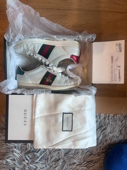 อื่นๆ รองเท้าผ้าใบ หนังแท้ ขาว รองเท้า Gucci ของแท้ 💯%