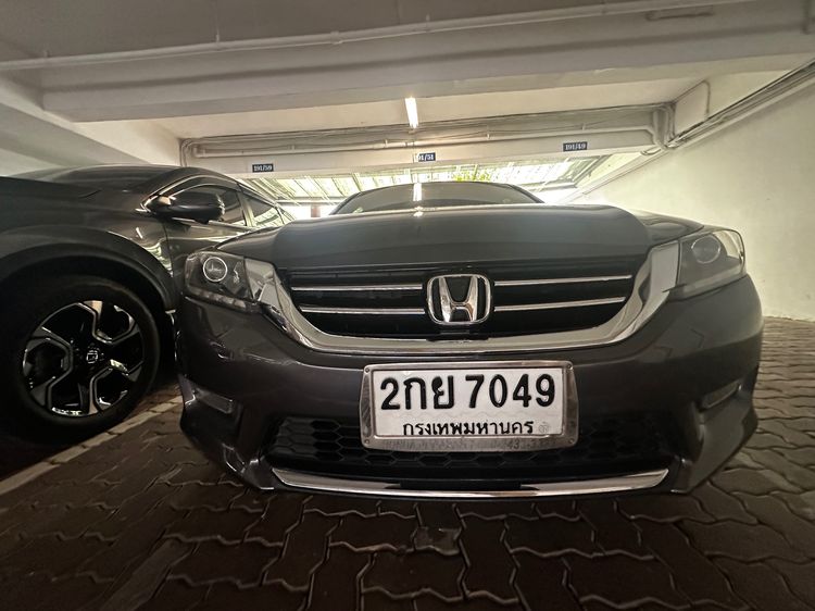 รถ Honda Accord 2.0 EL สี เทา