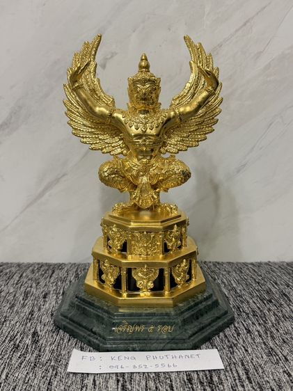 พญาครุฑ อาจารย์วราห์ วัดโพธิ์ทอง ** รุ่น เจริญพร ** หมายเลข 509 ขนาดบูชา สูง 11 นิ้ว ฐานหินอ่อน เดิมๆจากวัด