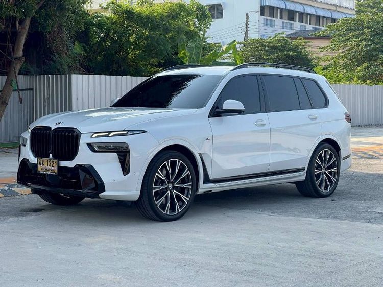 BMW X7 2023 3.0 xDrive40d M Sport 4WD Sedan ดีเซล ไม่ติดแก๊ส เกียร์อัตโนมัติ ขาว