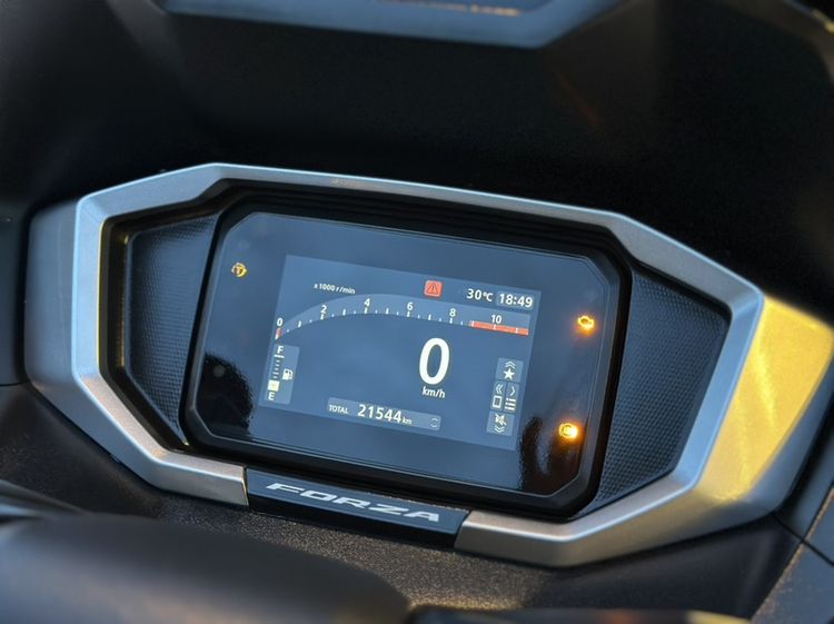 Honda Forza350 ปี 2024 จอ TFT รูปที่ 2