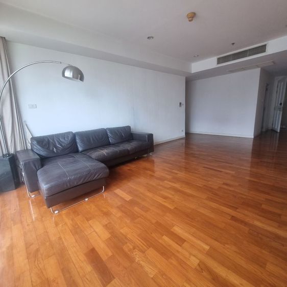 bann siri 90sqm 11floor only45k