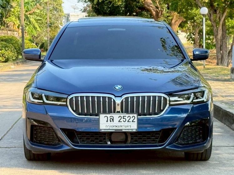 BMW Series 5 2021 530e Sedan เบนซิน ไม่ติดแก๊ส เกียร์อัตโนมัติ น้ำเงิน รูปที่ 2