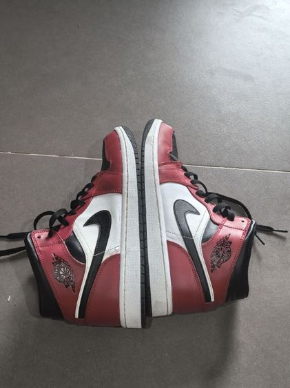 Nike Air Jordan 1 Mid สี "Chicago Black Toe" Size​ 44 รูปที่ 6