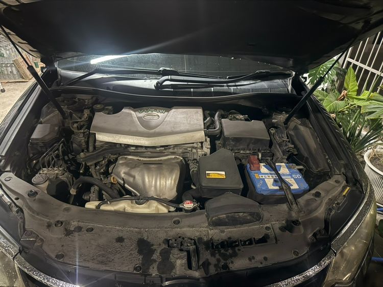 รถ Toyota Camry 2.0 G สี เทา