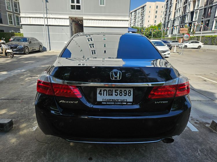 Honda Accord 2015 2.0 E i-VTEC Sedan เบนซิน เกียร์อัตโนมัติ ดำ รูปที่ 4