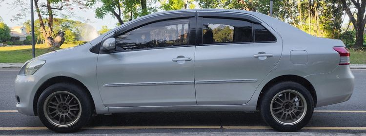 Toyota Vios 2007 1.5 E Ivory Sedan เบนซิน เกียร์อัตโนมัติ บรอนซ์เงิน รูปที่ 2