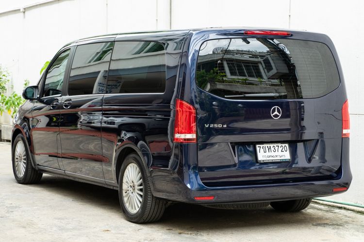 Mercedes-Benz V-Class 2021 V250 Van ดีเซล ไม่ติดแก๊ส เกียร์อัตโนมัติ น้ำเงิน รูปที่ 3