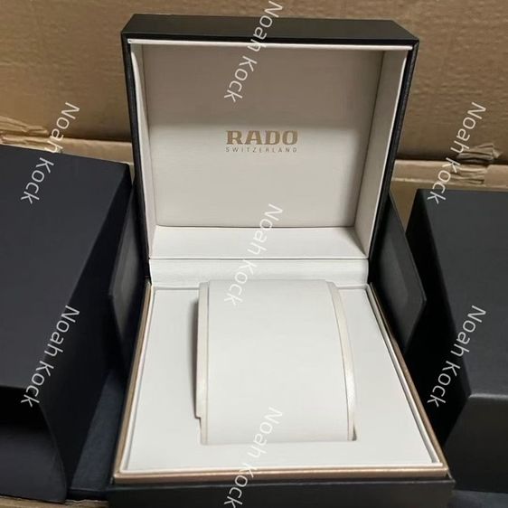 อื่นๆ กล่องนาฬิกา Rado ของแท้ 100% ของใหม่มือหนึ่ง (เฉพาะกล่อง ไม่รวมนาฬิกา)