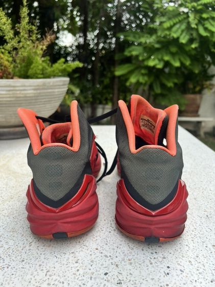 รองเท้าบาสไนกี้ เบอร์42 (US 8.5) รูปที่ 4