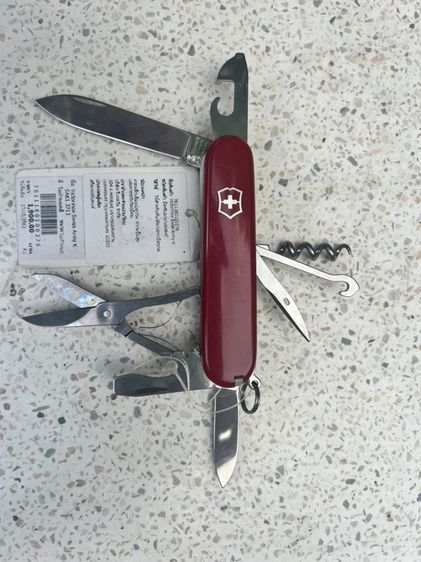 มีดสวิส VICTORINOX มีดพับ มีดพกเอนกประสงค์ของแท้100% ไม่เคยใช้งาน เคยเป็นตัวแทนจำหน่าย ต้องการเคลียร์สต๊อก (ราคาขายในห้าง 1,900))