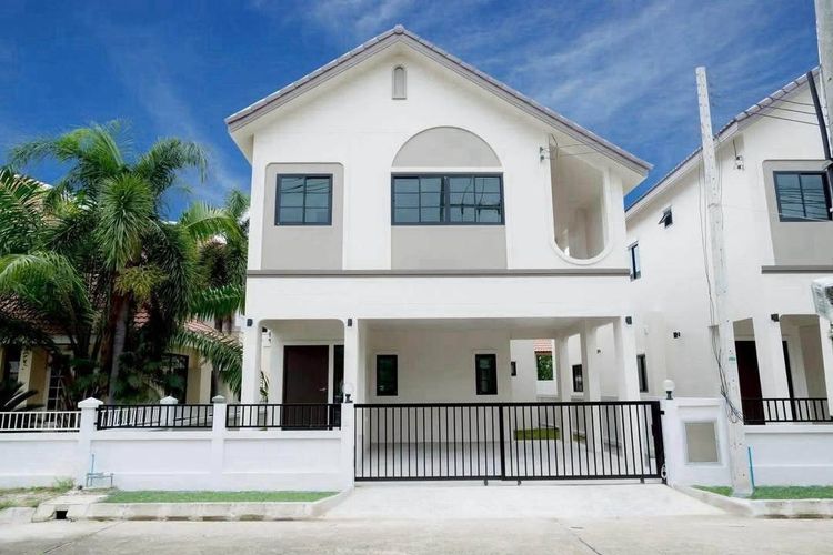 บ้านใหม่ พร้อมเฟอร์นิเจอร์ พร้อมเข้าอยู่ โครงการกุลพันธ์วิลล์ 9 อ.หางดง เชียงใหม่