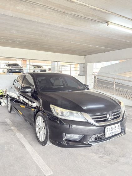 รถ Honda Accord 2.0 E i-VTEC สี ดำ