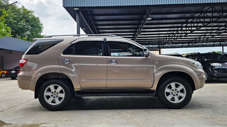 Toyota Fortuner 2008 2.7 V Utility-car เบนซิน ไม่ติดแก๊ส เกียร์อัตโนมัติ น้ำตาล รูปที่ 4